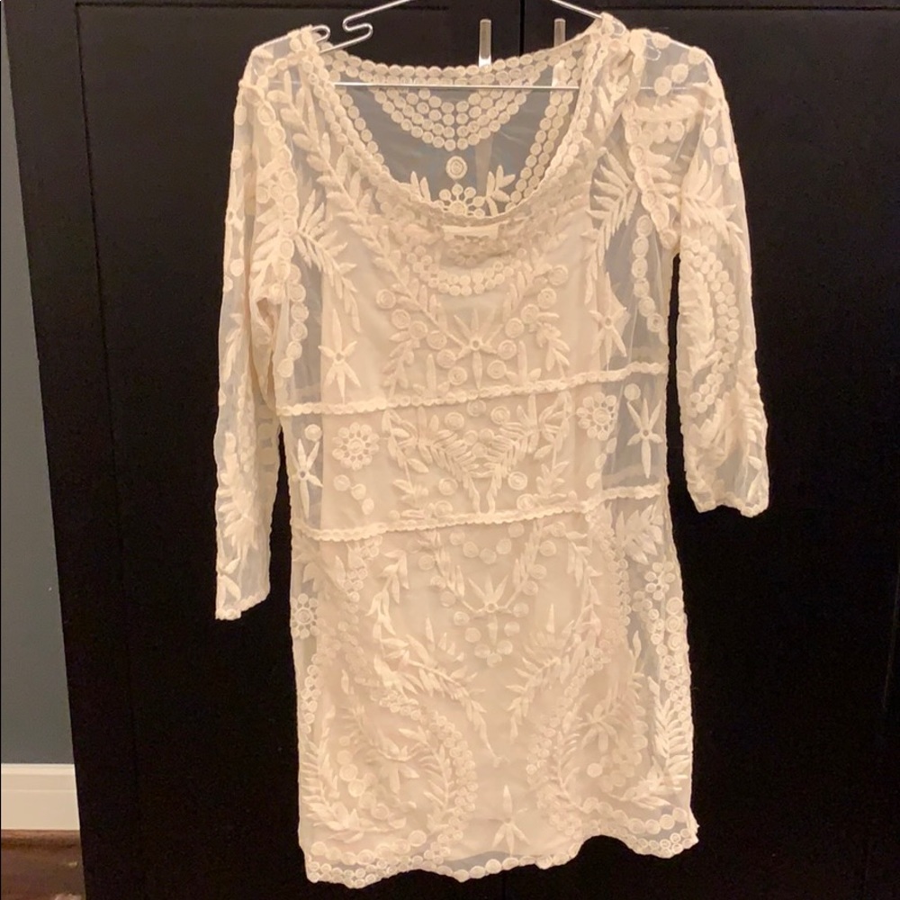 Lace midi dress